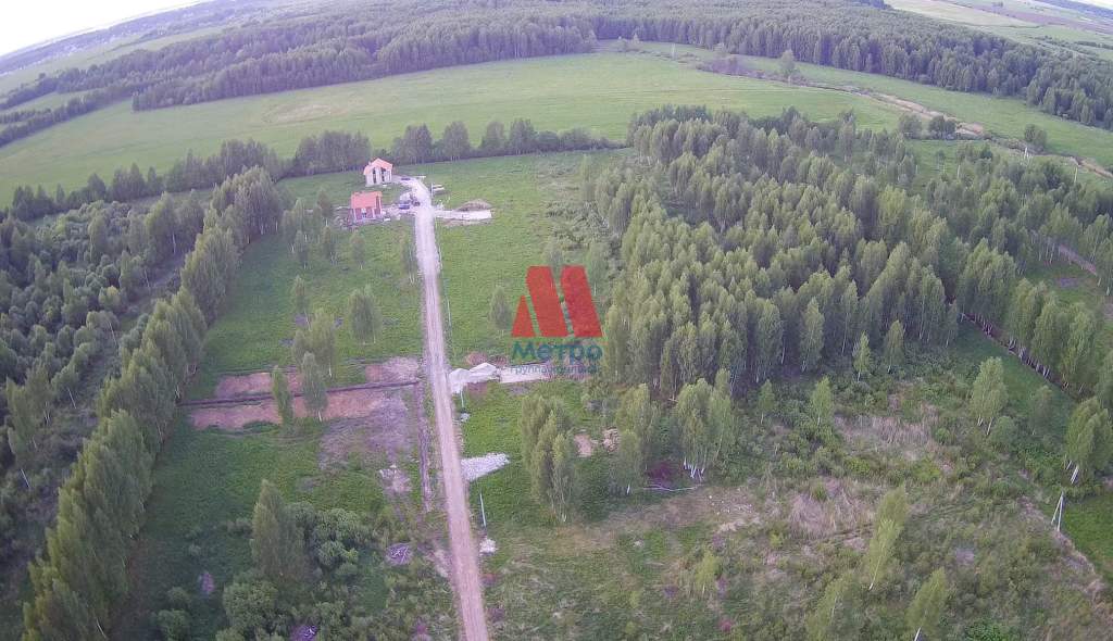 Продам земельный участок 1500 м.кв.