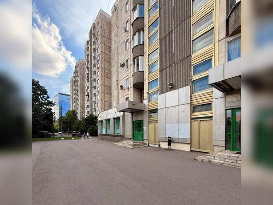 Сдам в аренду магазин 399.1 м.кв.
