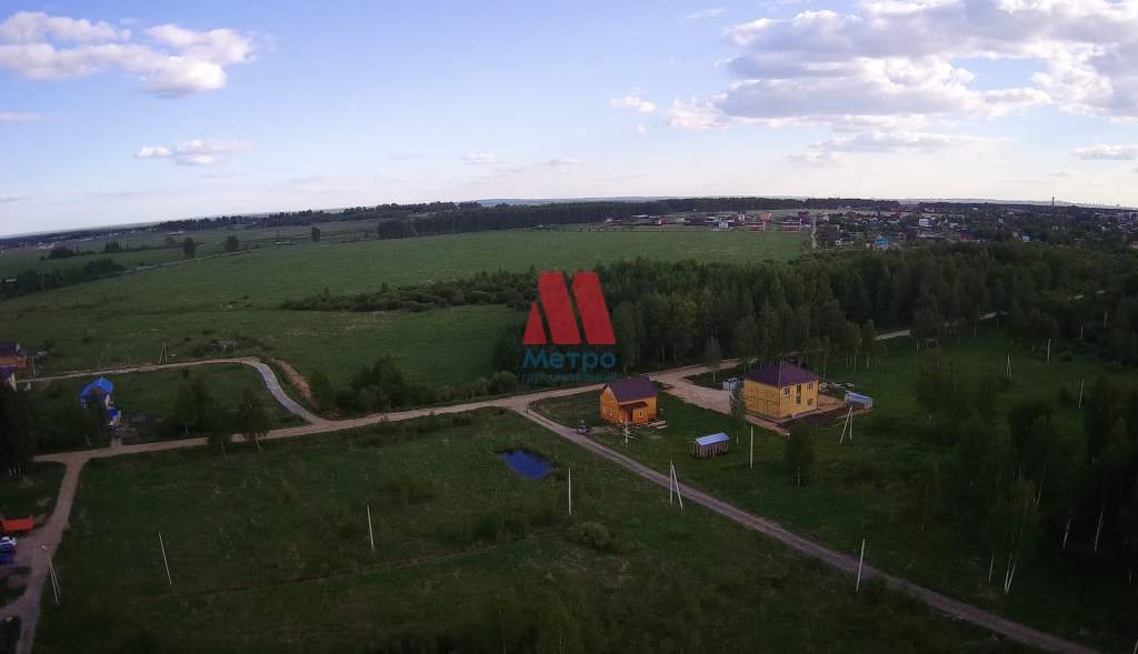 Продам земельный участок 1500 м.кв.