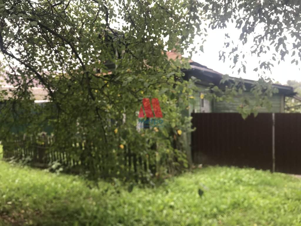 Продам земельный участок 900 м.кв.