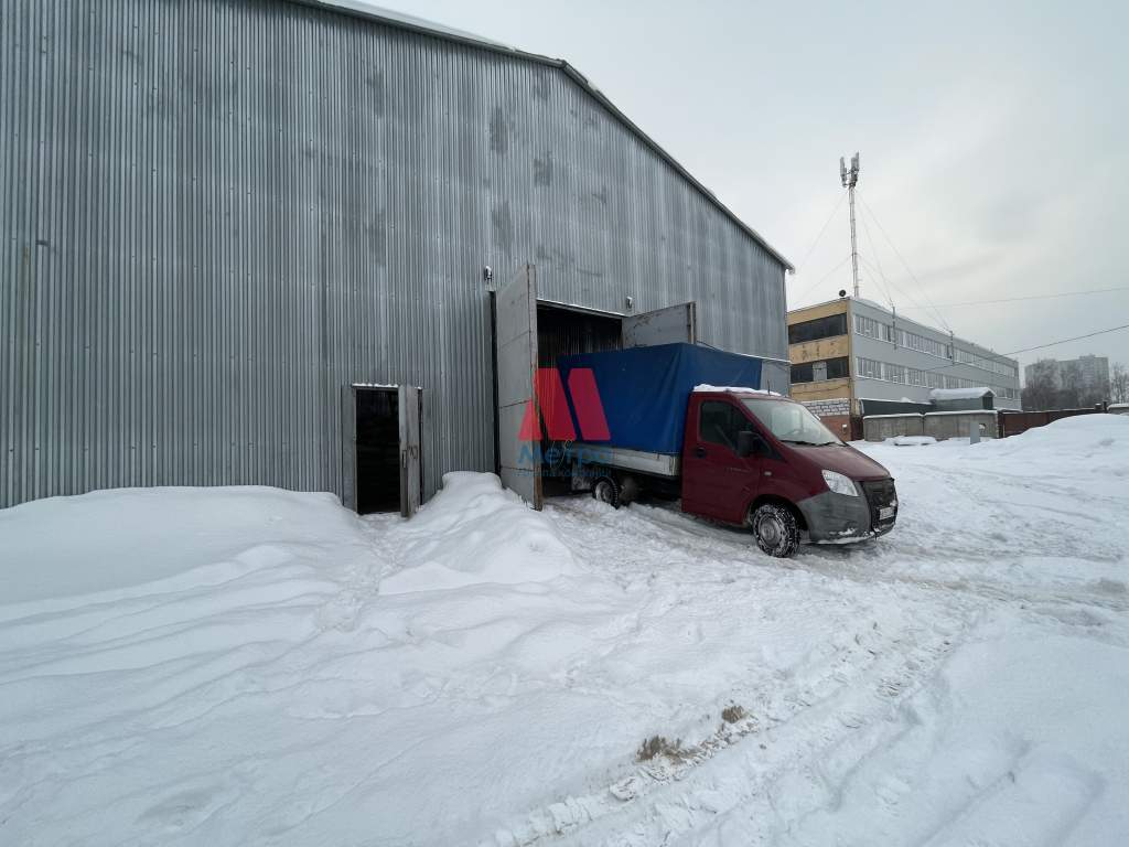 Продам склад 900 м.кв.