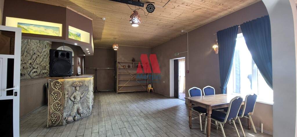 Сдам в аренду помещение свободного назначения 180 м.кв.