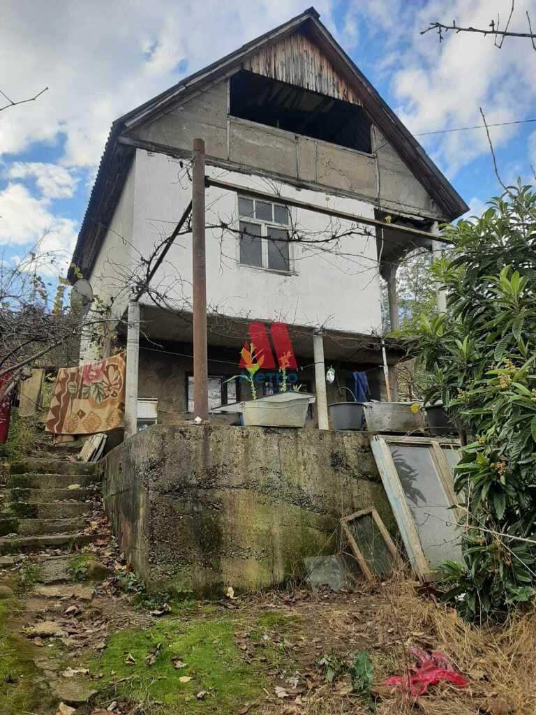 Продам земельный участок 700 м.кв.