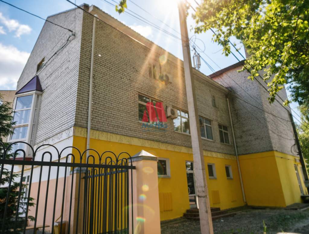 Сдам в аренду магазин 90 м.кв.