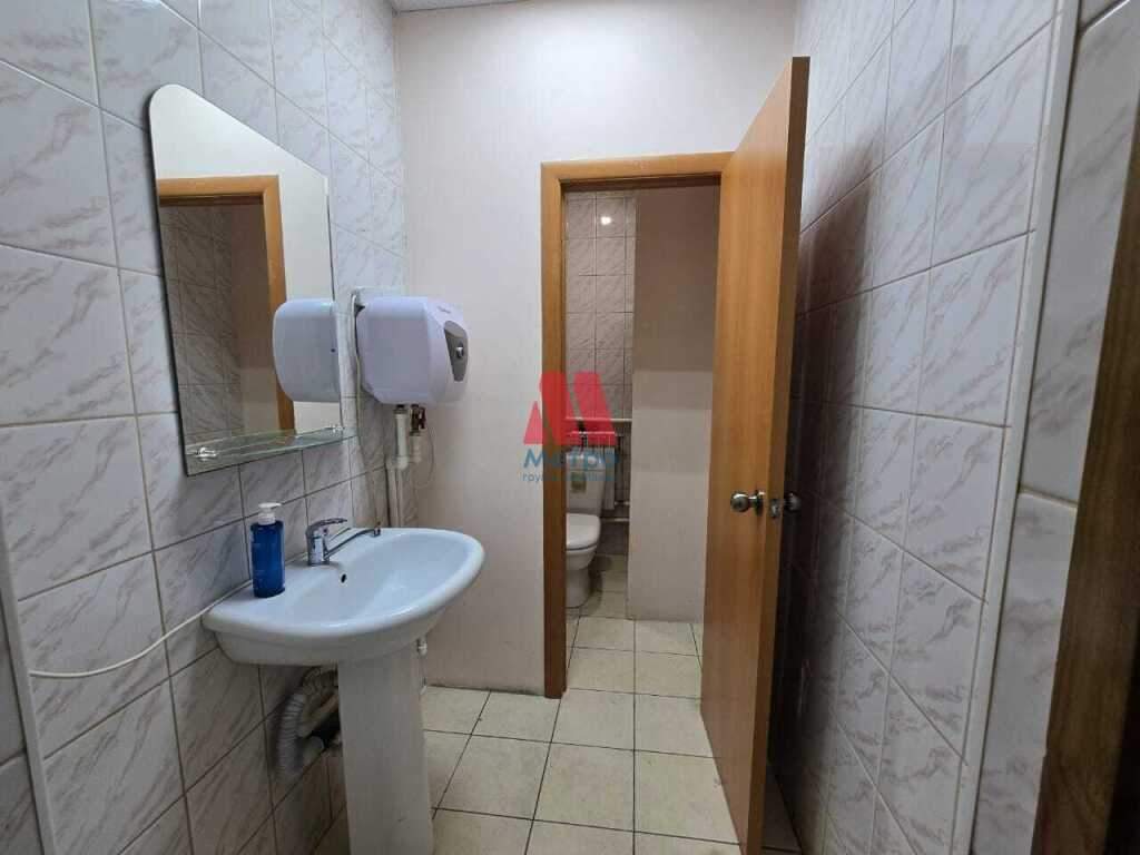 Сдам в аренду офис 225 м.кв.