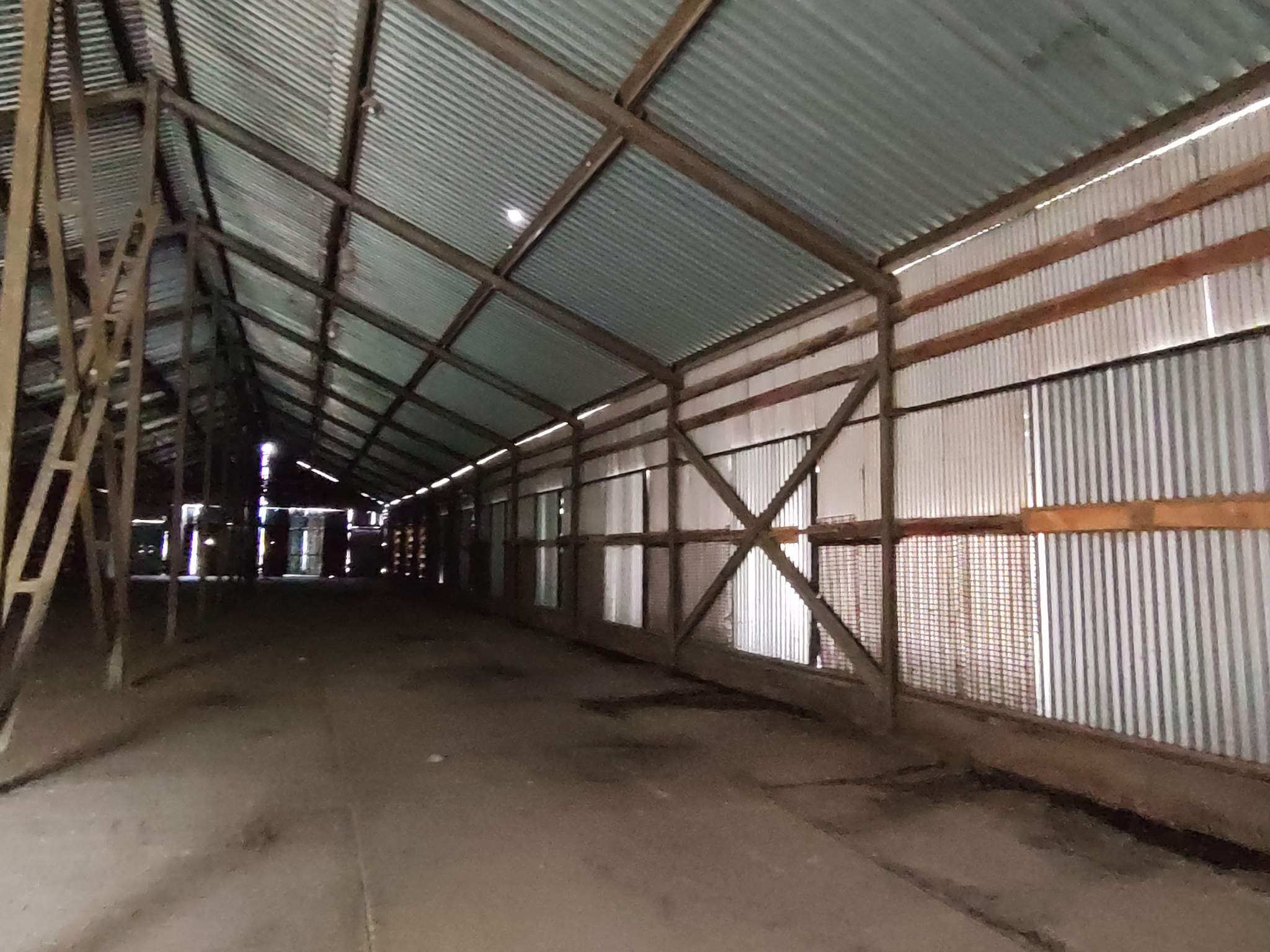 Продам торговое помещение 955.5 м.кв.