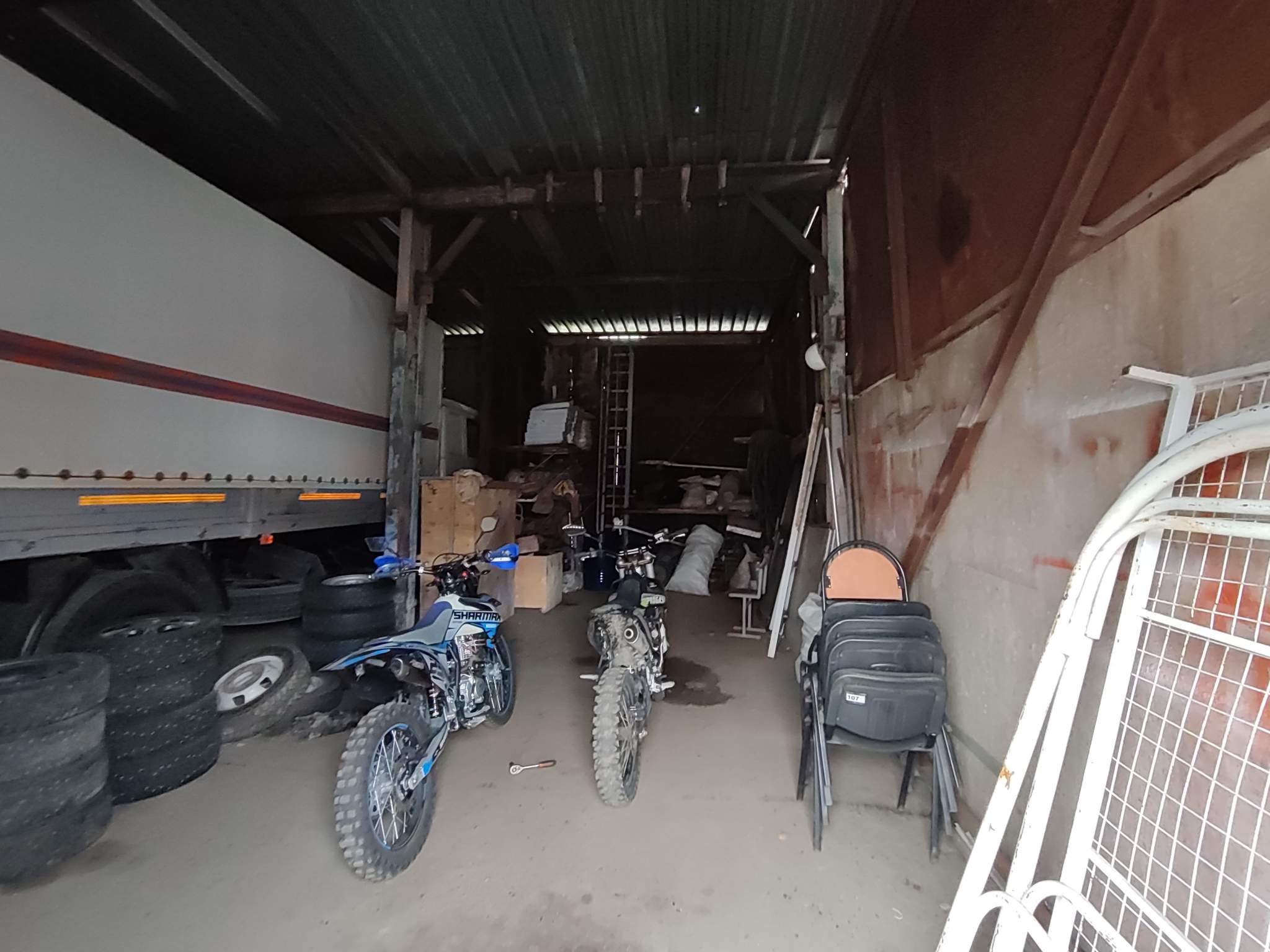 Продам торговое помещение 955.5 м.кв.