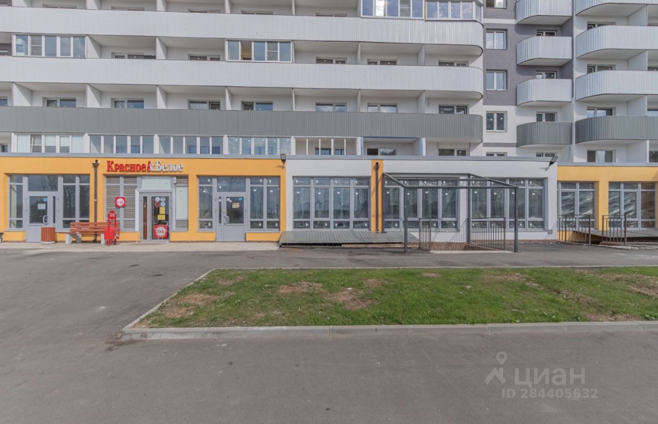 Сдам в аренду помещение свободного назначения 303.8 м.кв.