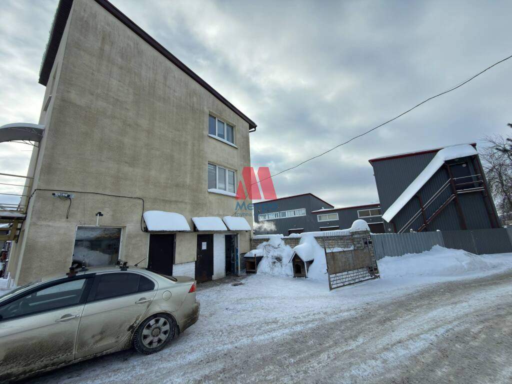 Продам помещение свободного назначения 3468 м.кв.