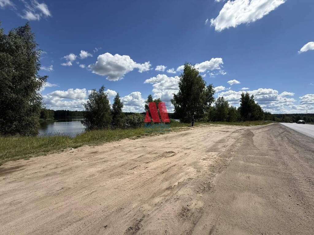 Продам земельный участок 165000 м.кв.