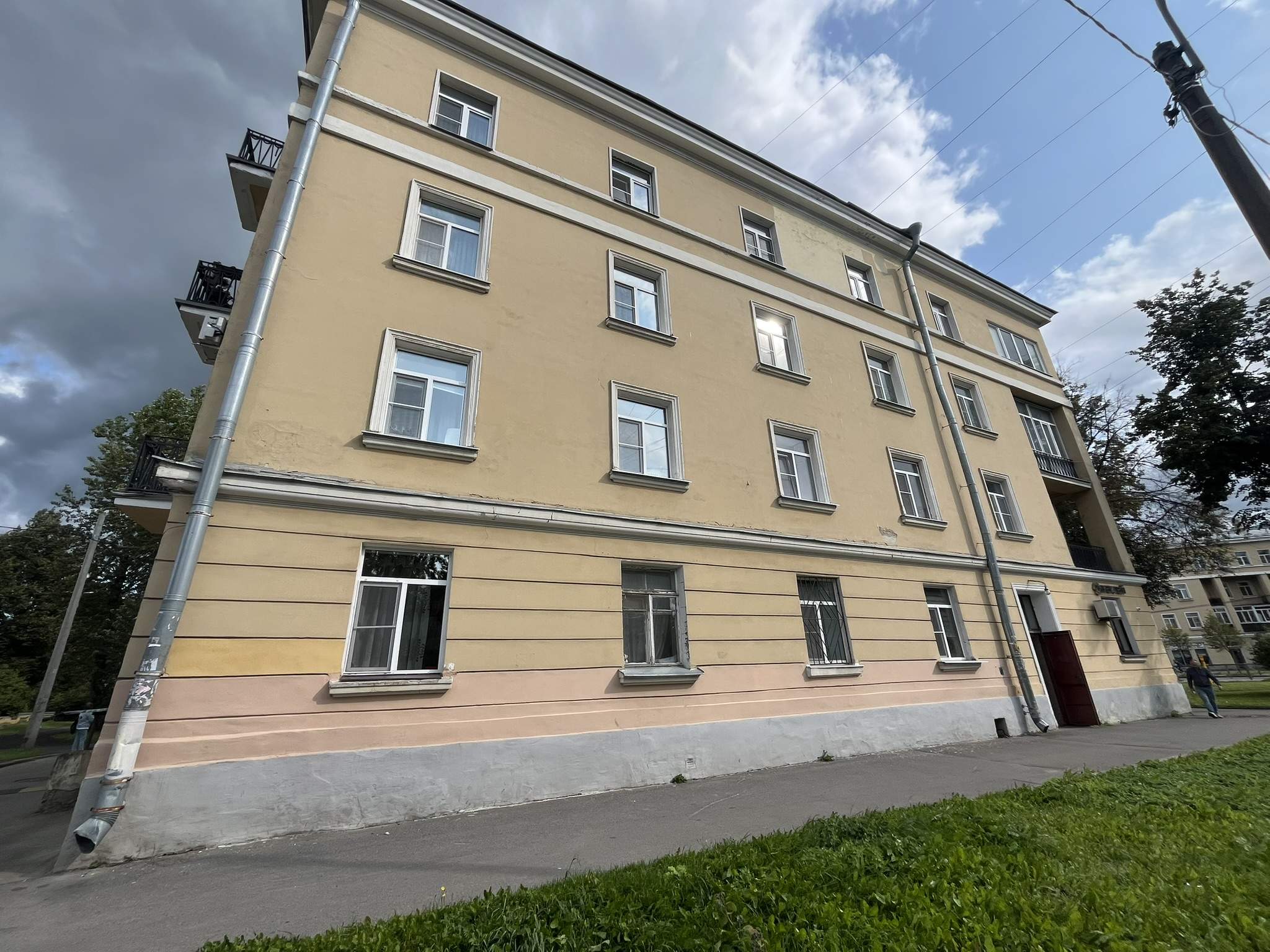 Продам офис 191.1 м.кв.