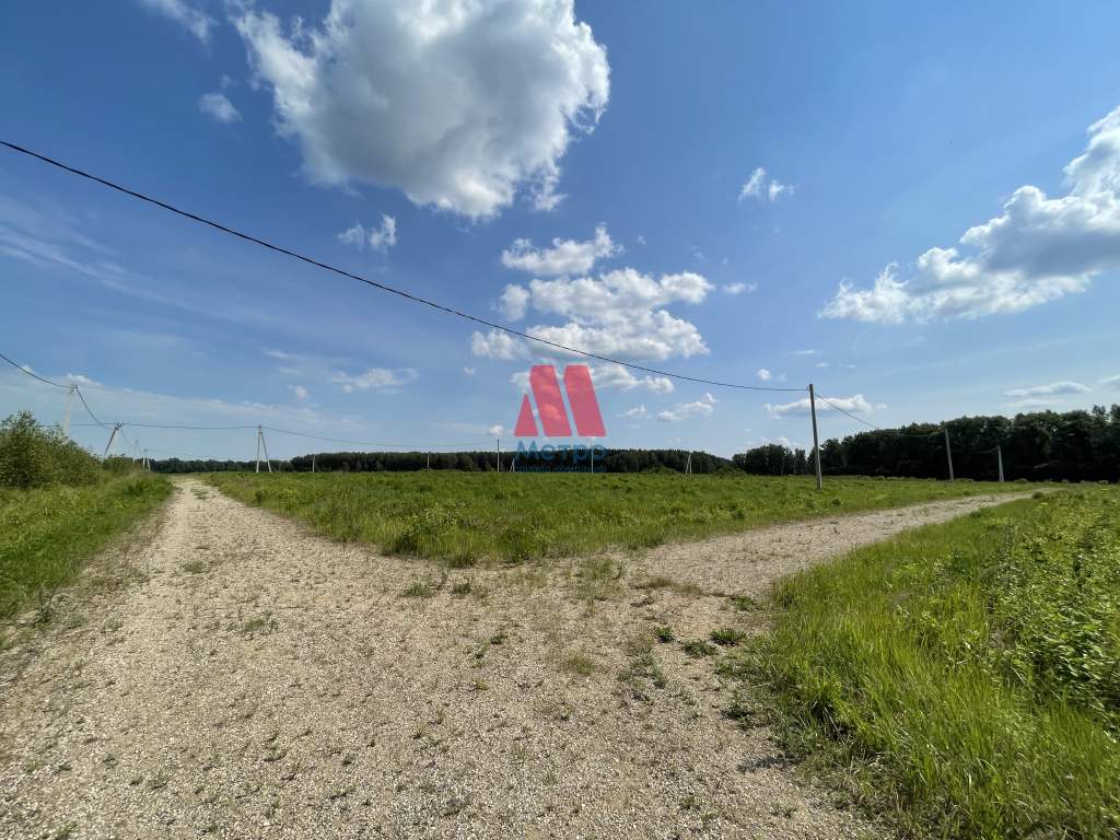 Продам земельный участок 5000 м.кв.