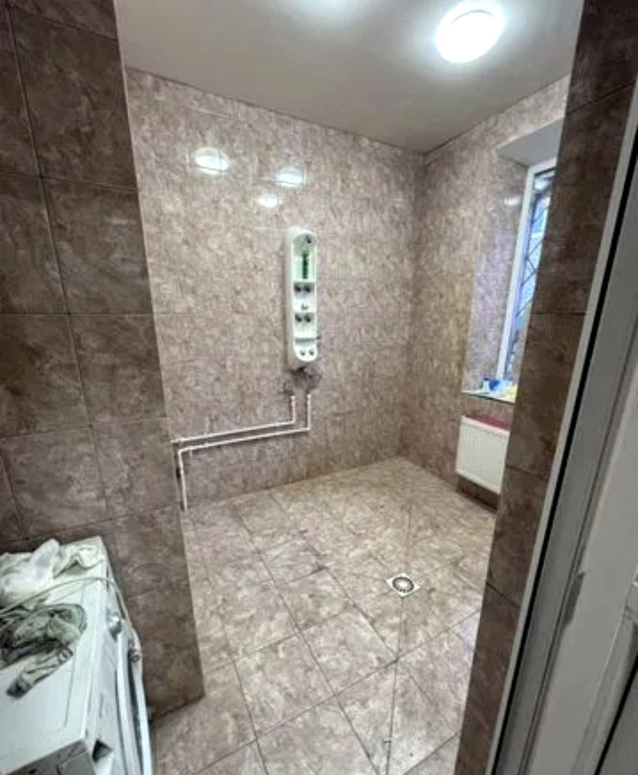 Сдам в аренду торговое помещение 400 м.кв.