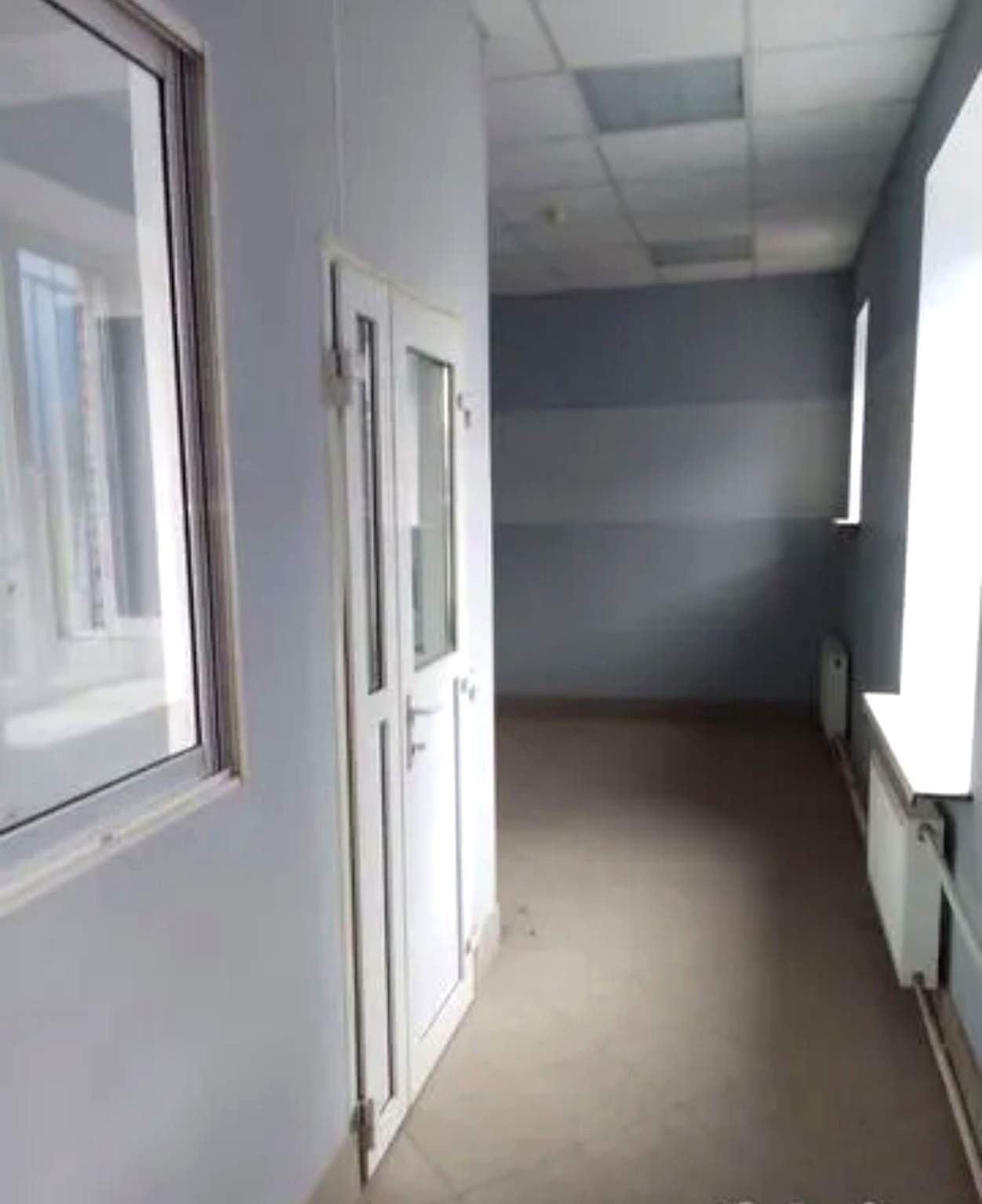 Сдам в аренду торговое помещение 400 м.кв.