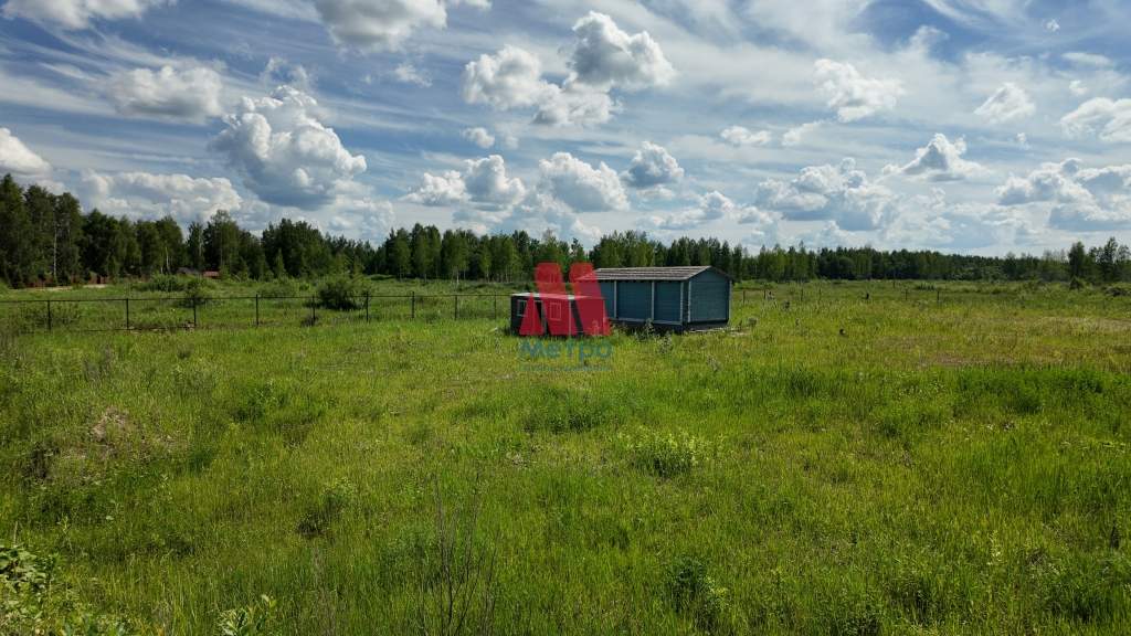 Продам земельный участок 1000 м.кв.