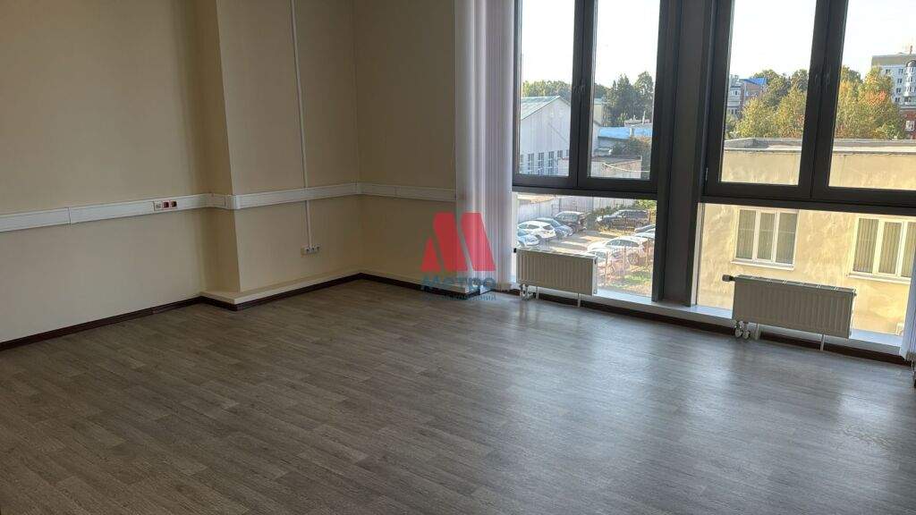 Сдам в аренду офис 103.2 м.кв.