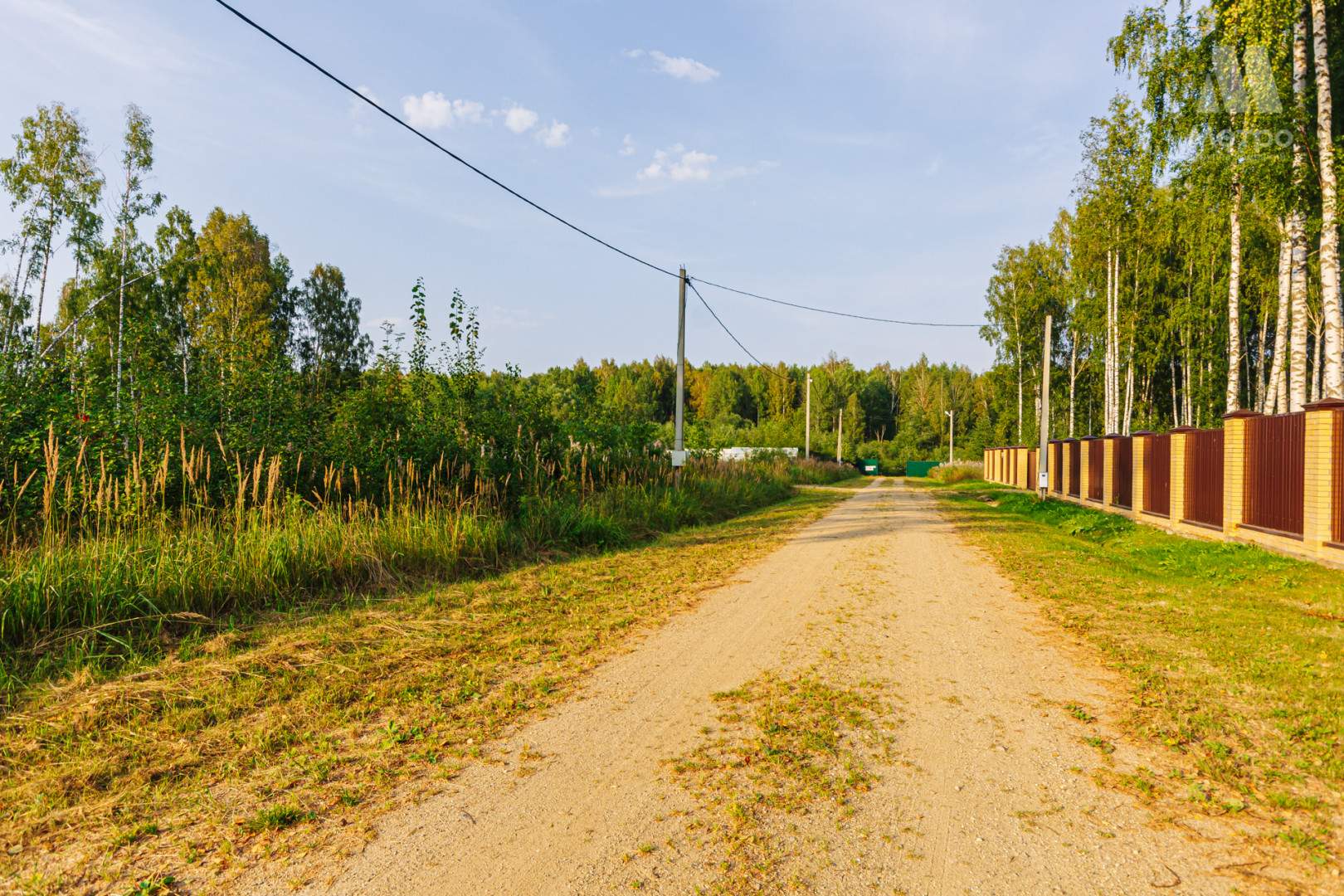 Продам земельный участок 2500 м.кв.