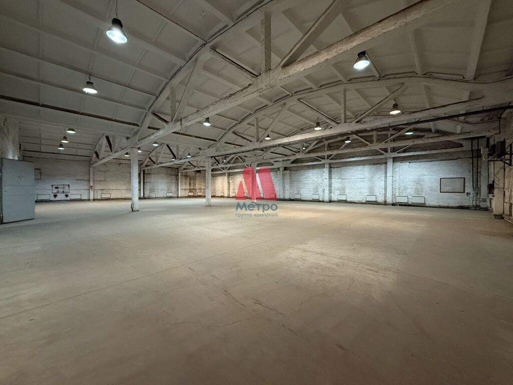 Сдам в аренду склад 915.5 м.кв.