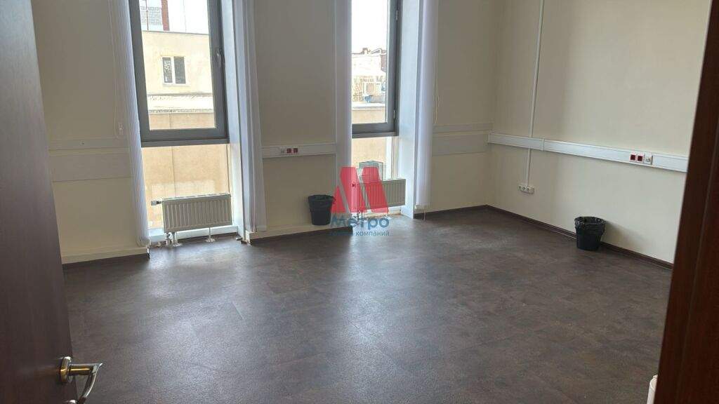Сдам в аренду офис 103.2 м.кв.