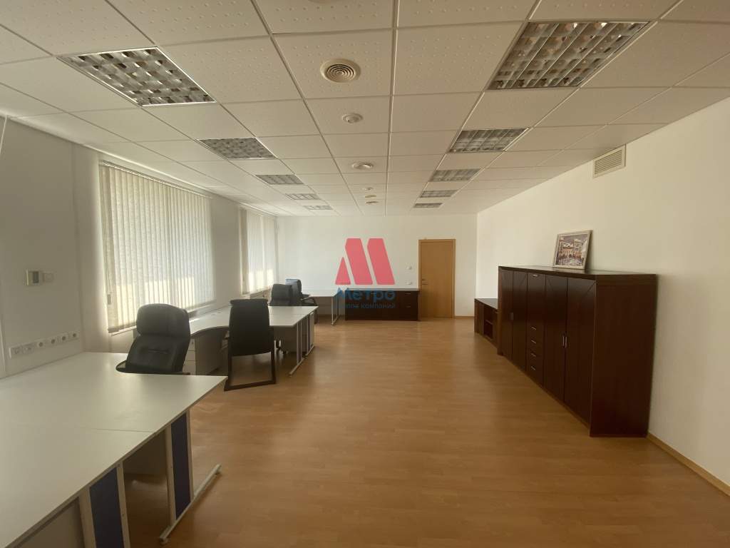 Сдам в аренду офис 63 м.кв.
