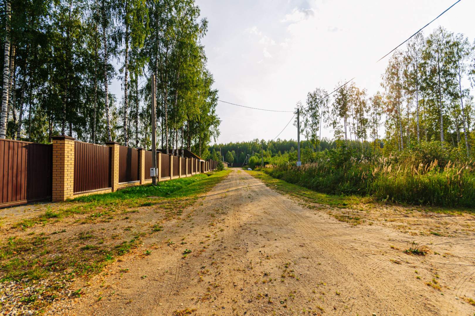 Продам земельный участок 2500 м.кв.