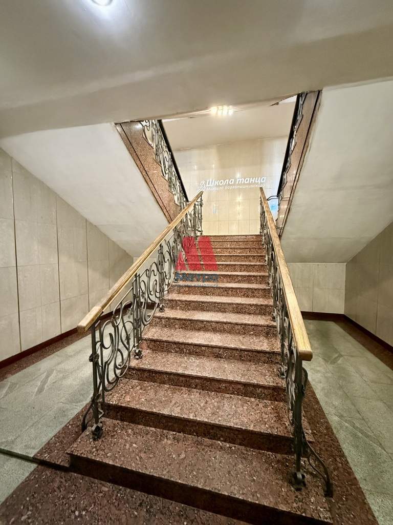 Сдам в аренду помещение свободного назначения 300 м.кв.