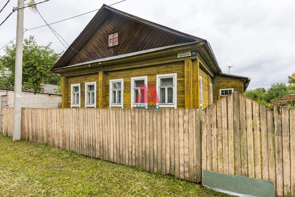 Продам земельный участок 1200 м.кв.