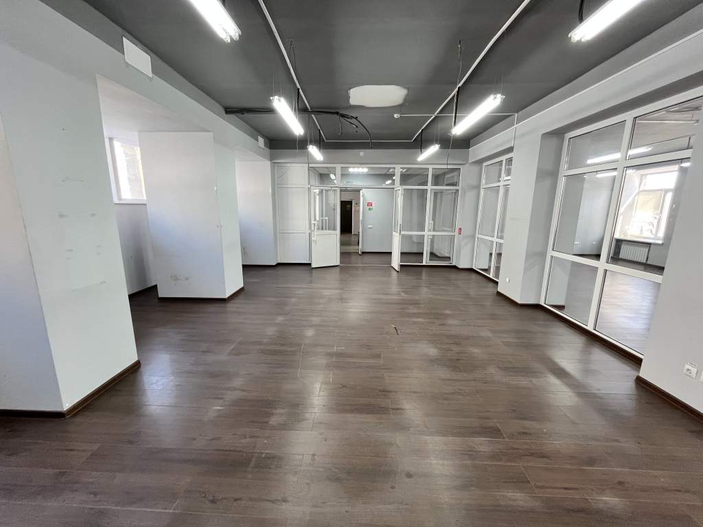 Сдам в аренду помещение свободного назначения 285 м.кв.