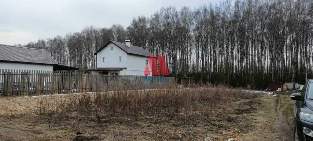 Продам земельный участок 1100 м.кв.
