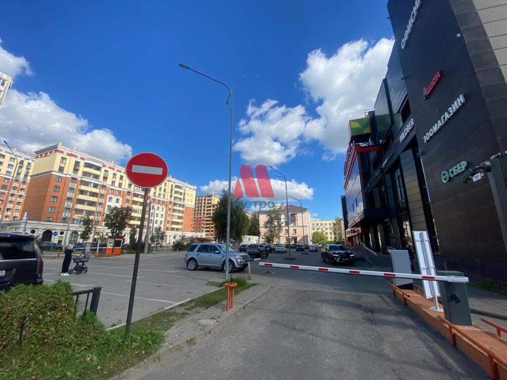 Продам офис 261.2 м.кв.