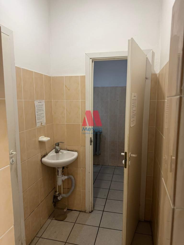 Продам офис 11 м.кв.