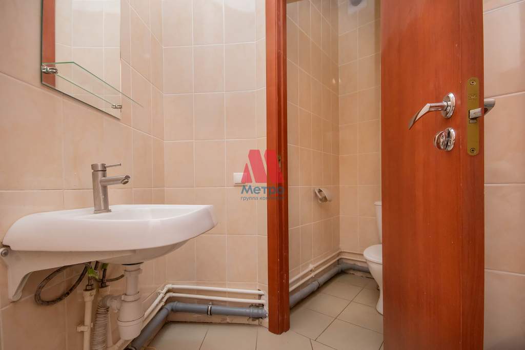 Продам помещение свободного назначения 92.6 м.кв.