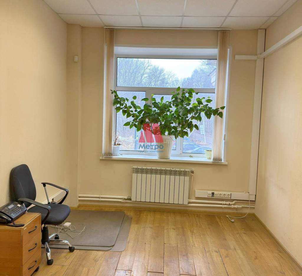 Сдам в аренду офис 220 м.кв.