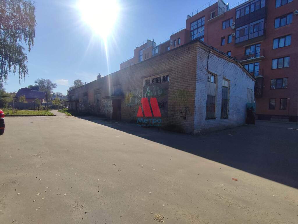 Продам помещение свободного назначения 400 м.кв.