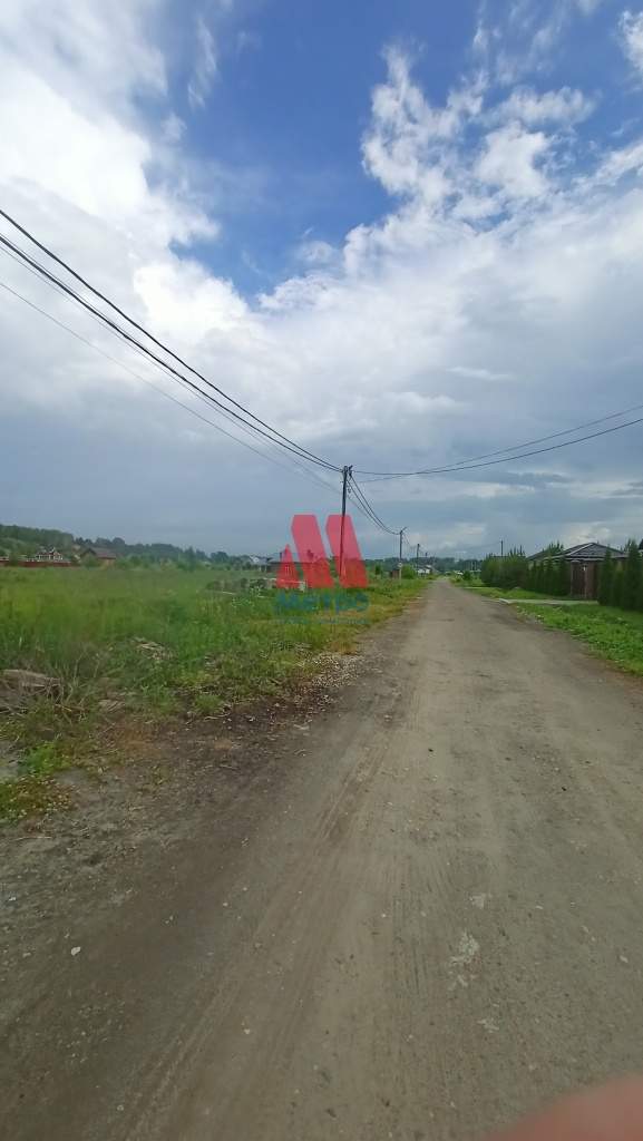 Продам земельный участок 2571 м.кв.