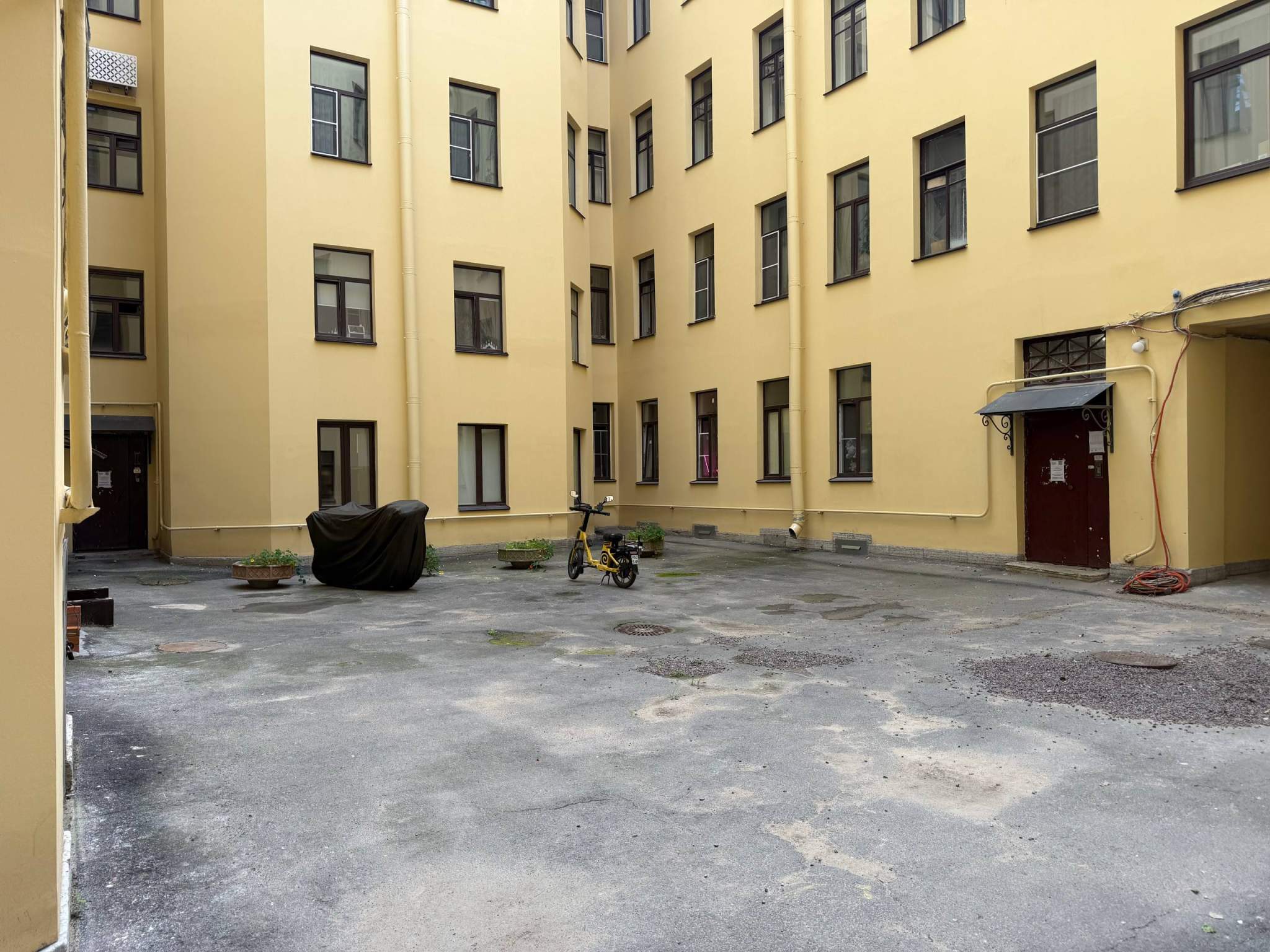 Продам офис 25.6 м.кв.