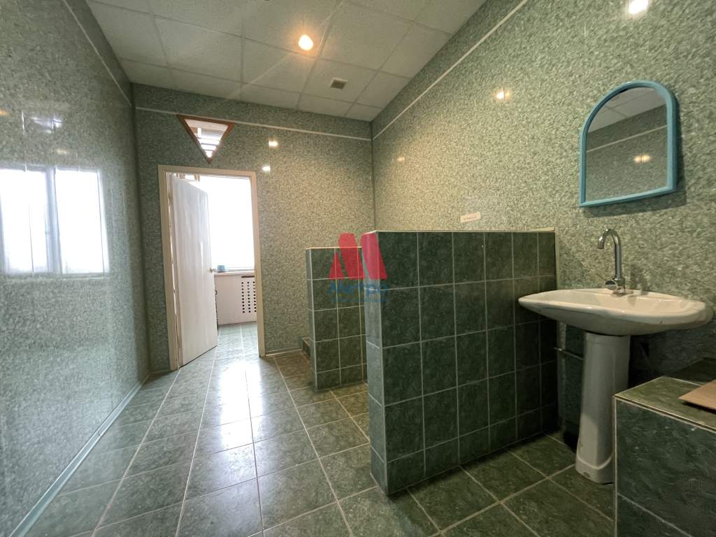 Сдам в аренду офис 52 м.кв.