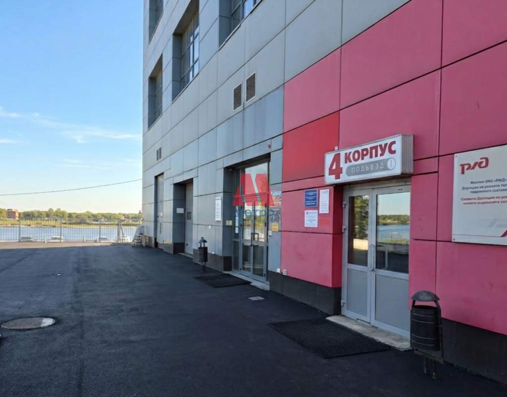 Сдам в аренду офис 140 м.кв.