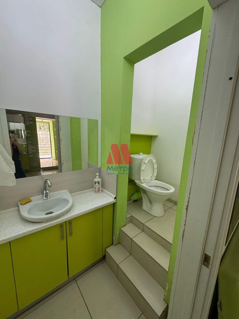 Сдам в аренду офис 81 м.кв.