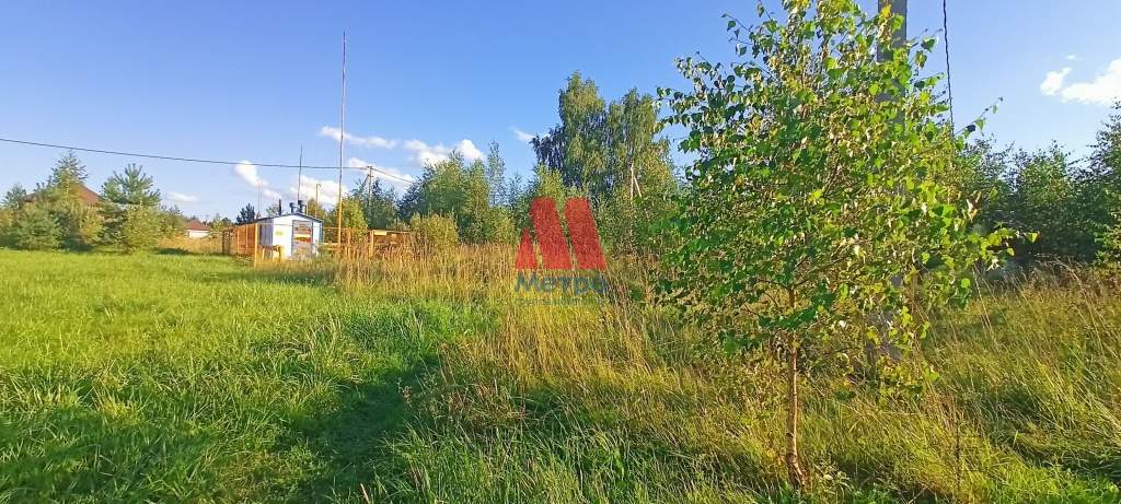 Продам земельный участок 1400 м.кв.