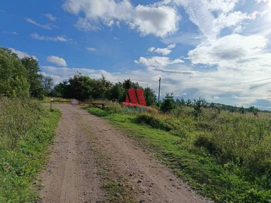 Продам земельный участок 1400 м.кв.