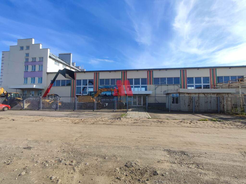 Сдам в аренду помещение свободного назначения 1030 м.кв.