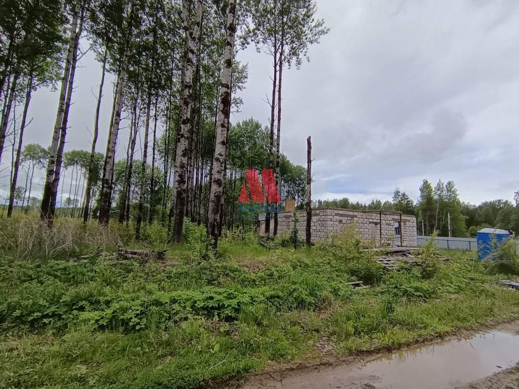 Продам земельный участок 1000 м.кв.