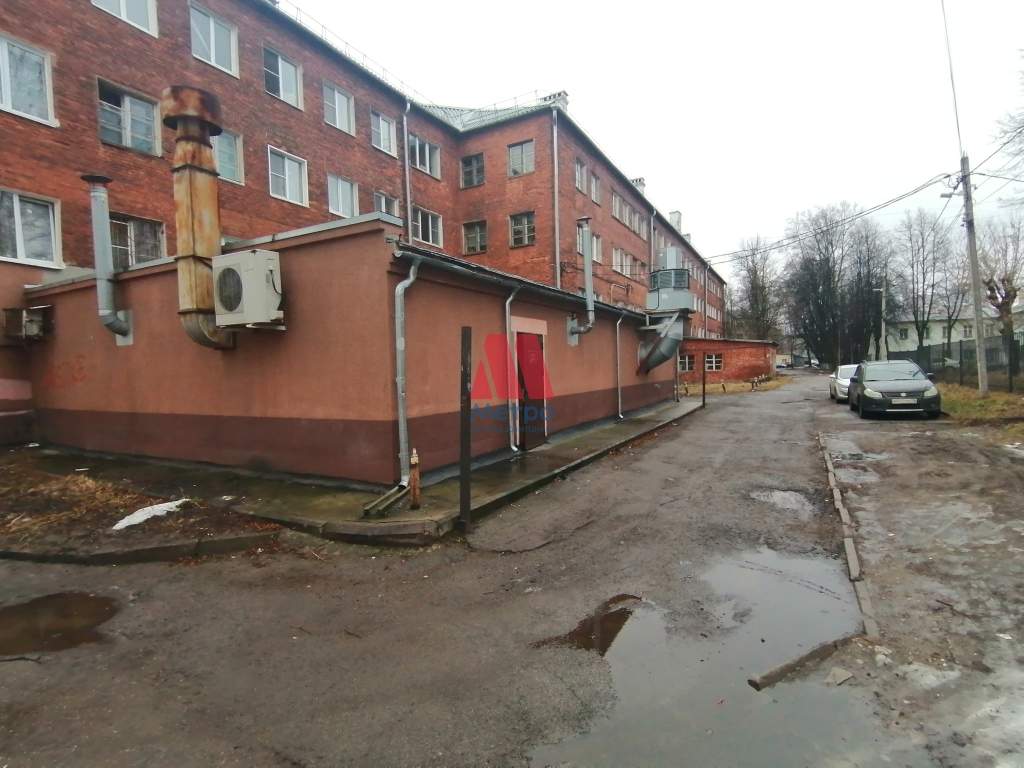 Сдам в аренду помещение свободного назначения 107 м.кв.