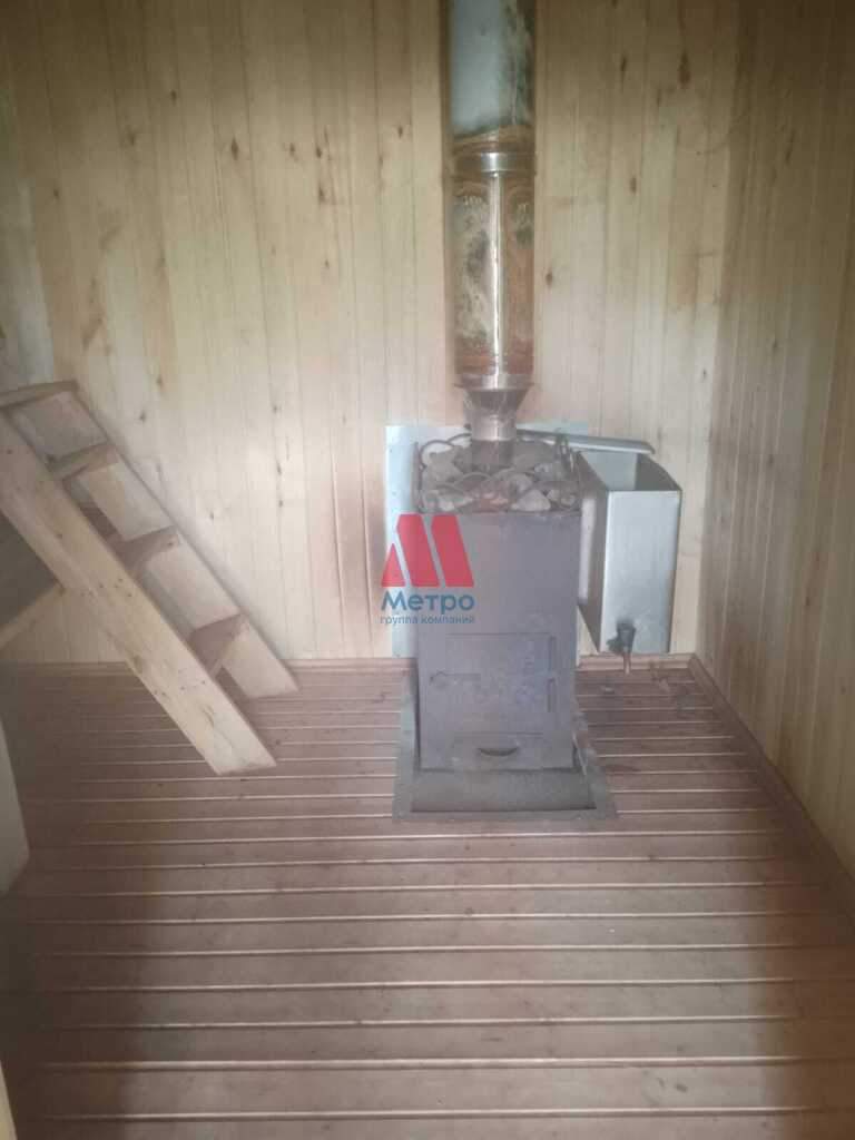 Продам земельный участок 1200 м.кв.