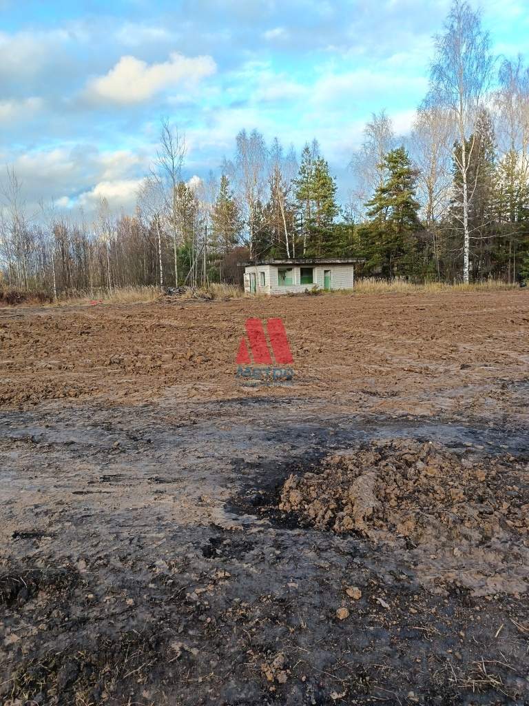 Продам земельный участок 7700 м.кв.