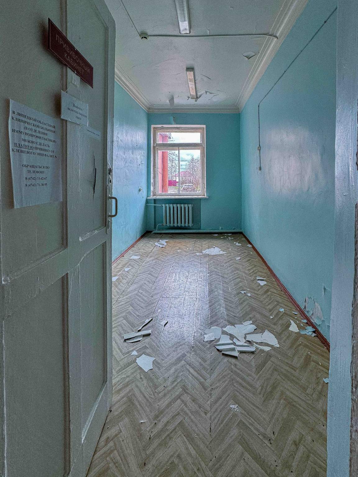Продам торговое помещение 852.7 м.кв.