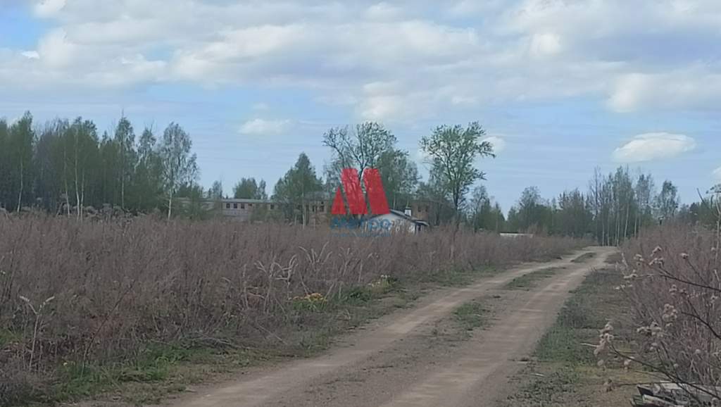 Продам земельный участок 1000 м.кв.