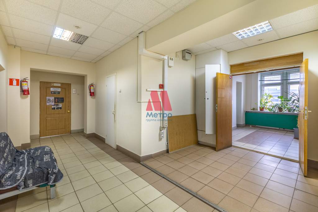 Продам офис 405 м.кв.