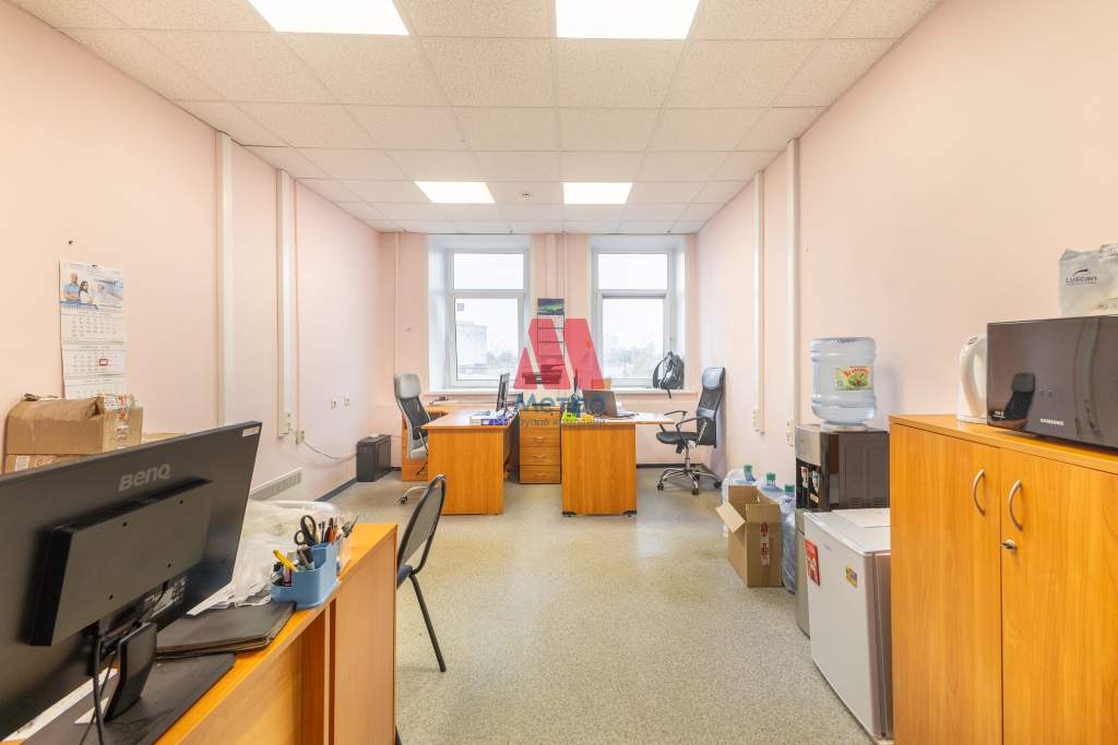 Продам офис 405 м.кв.